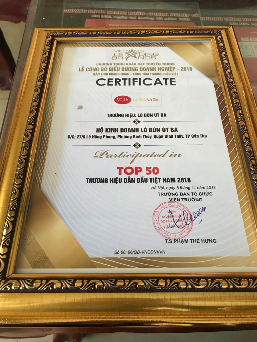 Lò bún Út Ba đạt top 50 thương hiệu dẫn đầu Việt Nam năm 2018
